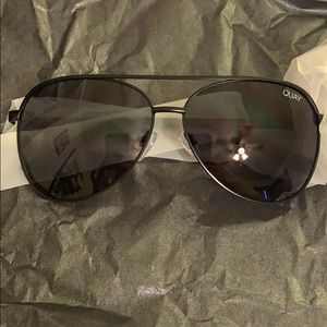 Quay Vivienne Mini Sunglasses